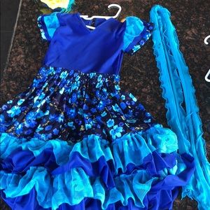 Girl dance costume